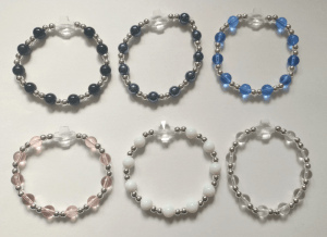 Bransoletka zdobiona koraliki (MG-BZ-036)